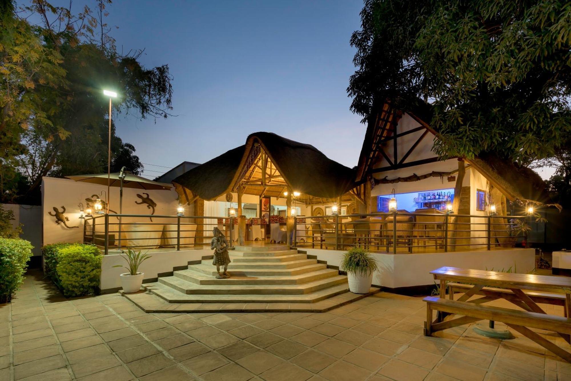 Ngoma Zanga Lodge Livingstone Exterior foto